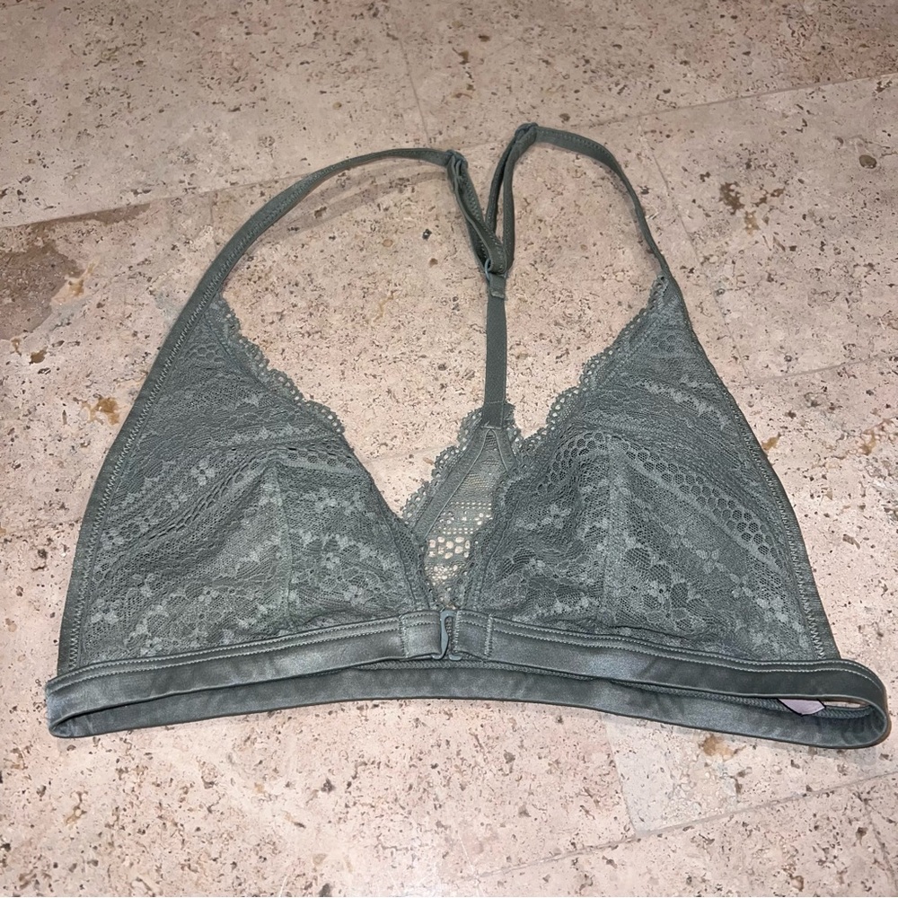 ☀️ Victoria’s Secret Bralette
